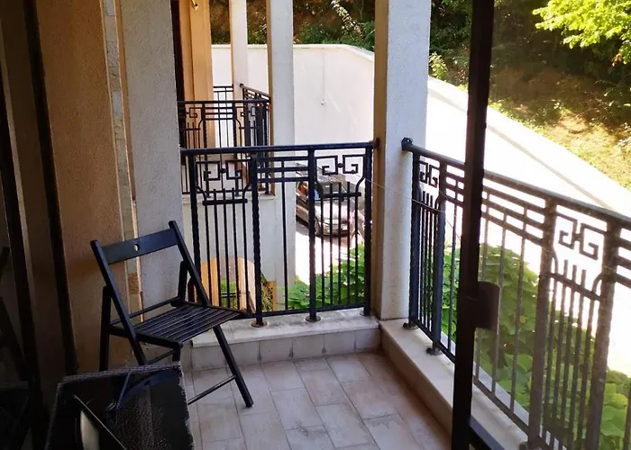 Garden View Апартамент Златни пясъци